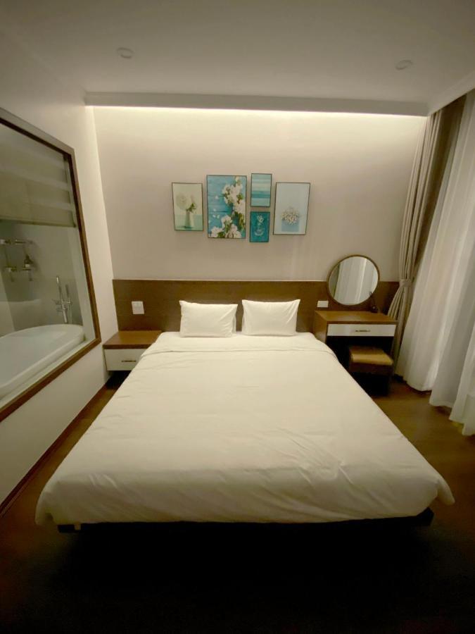 Moonlight Hotel Ha Long Exterior photo